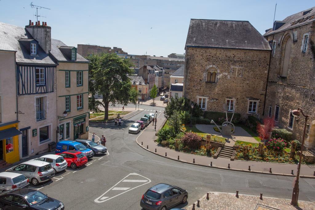 L'Hallai Du Roy Le Mans Exterior photo